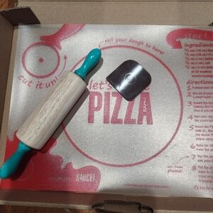Pampered Chef kids pizza‎ kit